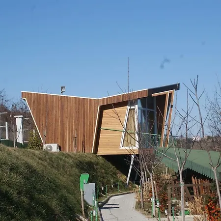 Hotel Agritourism Huqi 5*