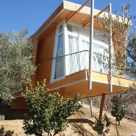 Hotel Agritourism Huqi 5*